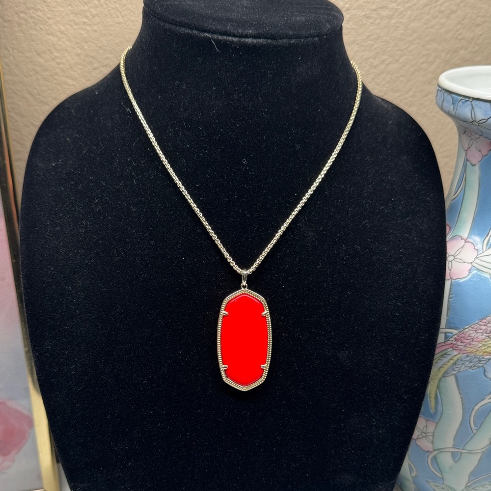 Kendra Scott red pendant gold tone necklace